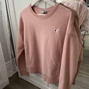 Dusty pink Champion Reverse Weave crewneck